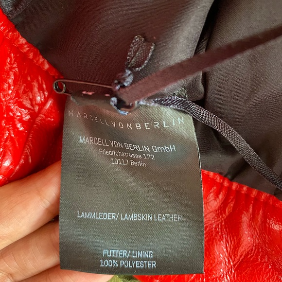 MARCELL VON BERLIN red coated leather skirt US SZ 6 - Picture 3 of 5